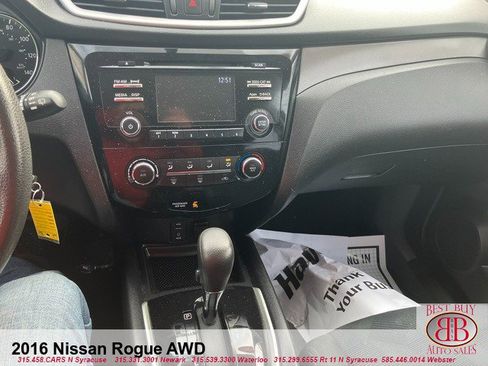 Used 2016 Nissan Rogue S w/ Appearance Package image 15