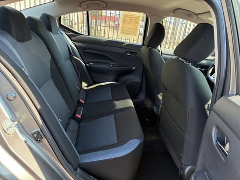 Used 2025 Nissan Versa SV FWD image 23