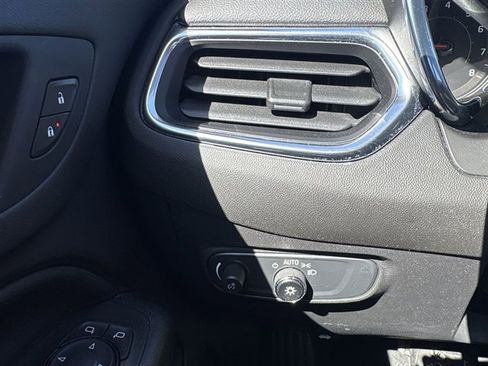 Certified 2024 Chevrolet Equinox LT w/ LPO, Floor Liner Package image 17