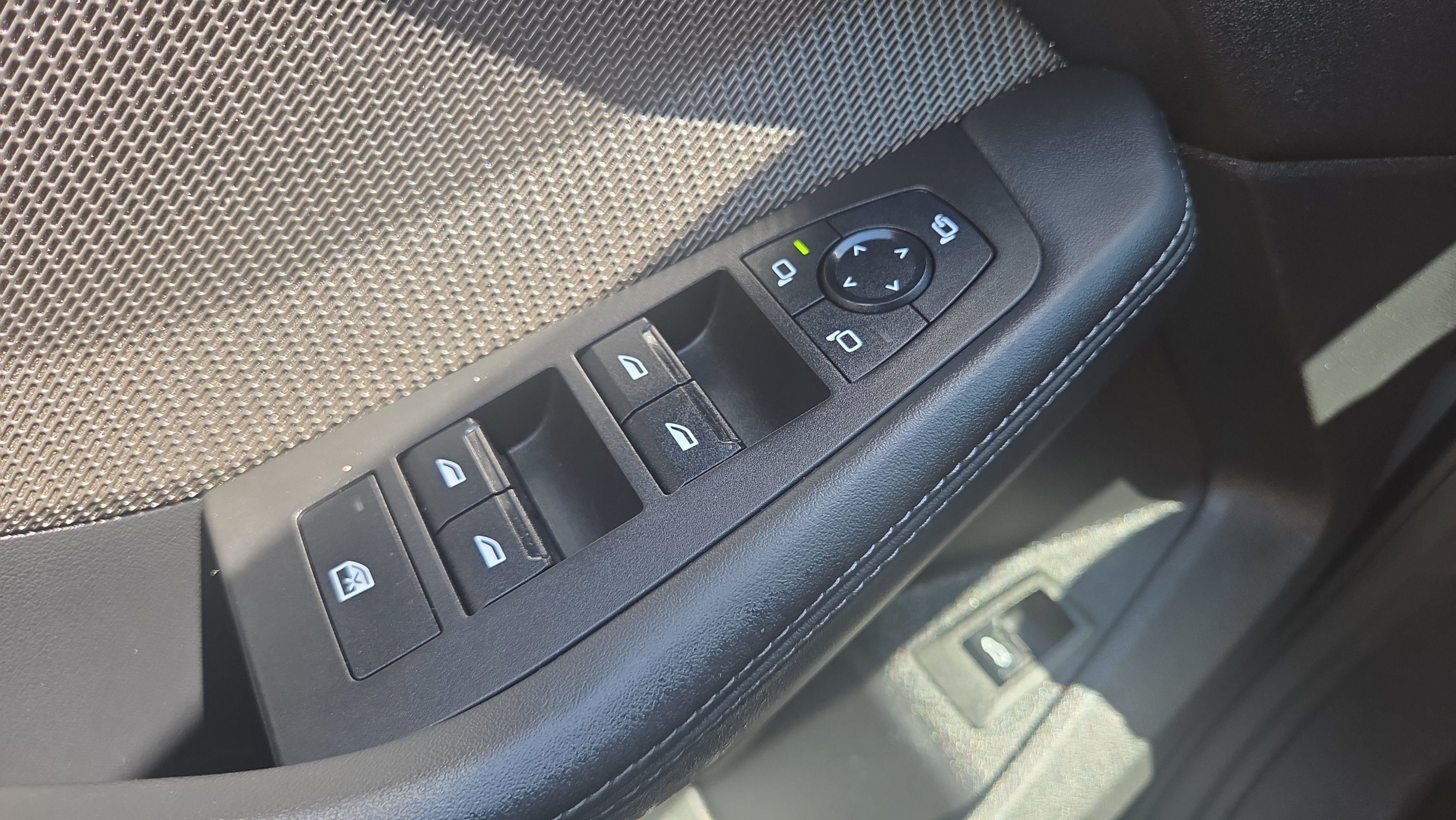 Certified 2026 BMW 228i w/ Technology Package FWD image 33