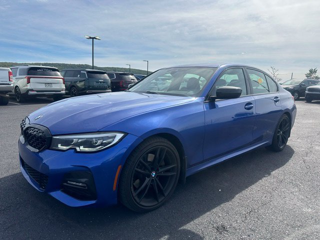 Used 2020 BMW 330i xDrive Sedan w/ M Sport Package AWD/4WD image 4