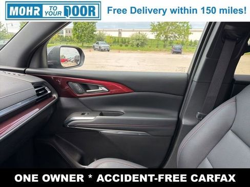 Used 2024 Chevrolet Traverse Z71 w/ LPO, Floor Liner Package AWD/4WD image 23