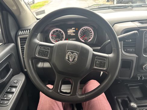 Used 2018 RAM 2500 Tradesman w/ Popular Equipment Group image 17