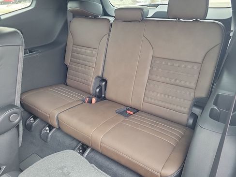 New 2026 GMC Acadia Denali Ultimate FWD image 10