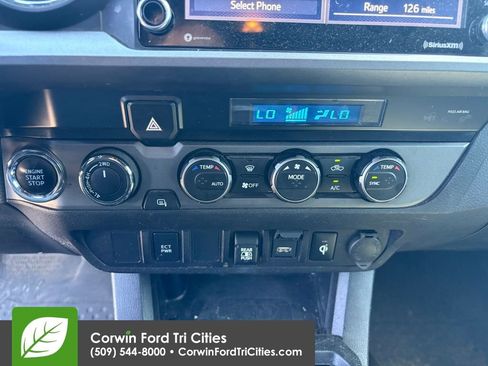 Used 2021 Toyota Tacoma TRD Sport image 7