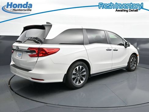 Used 2024 Honda Odyssey EX-L image 10