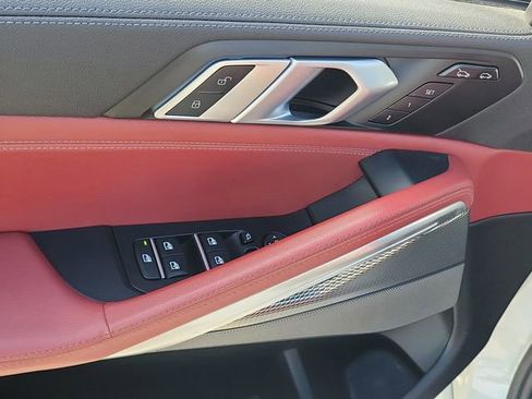 Used 2021 BMW X6 sDrive40i w/ M Sport Package image 24