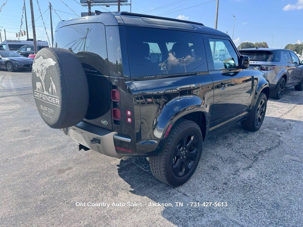Used 2021 Land Rover Defender 90 X-Dynamic S AWD/4WD image 6