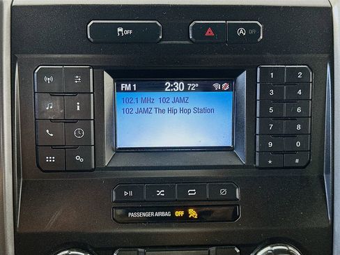Used 2018 Ford F150 XLT RWD image 17