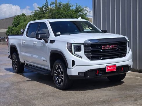 Used 2023 GMC Sierra 1500 AT4 w/ AT4 Premium Package AWD/4WD image 3