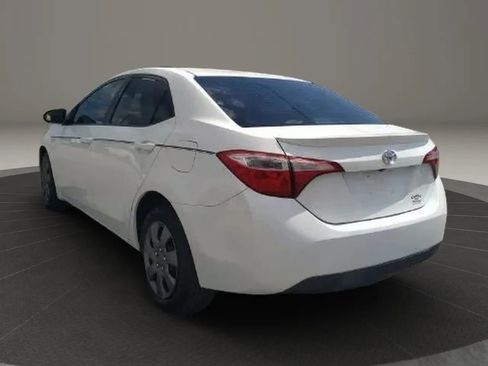 Used 2015 Toyota Corolla LE image 3