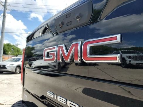 New 2026 GMC Sierra 1500 SLT w/ SLT Premium Plus Package AWD/4WD image 7