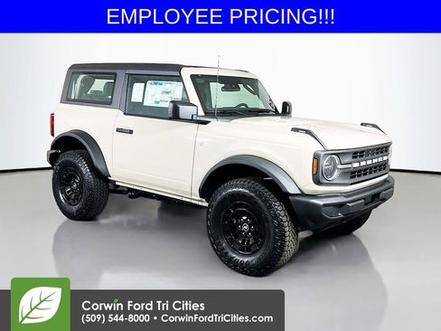 New 2026 Ford Bronco 2-Door AWD/4WD image 1