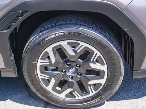 Used 2025 Subaru Forester Premium w/ Convenience Package #1 image 9