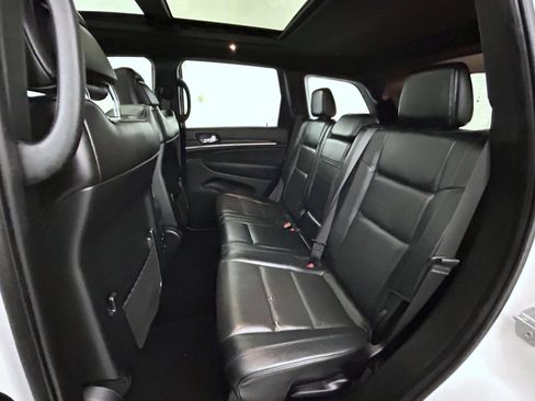 Used 2020 Jeep Grand Cherokee High Altitude AWD/4WD image 19