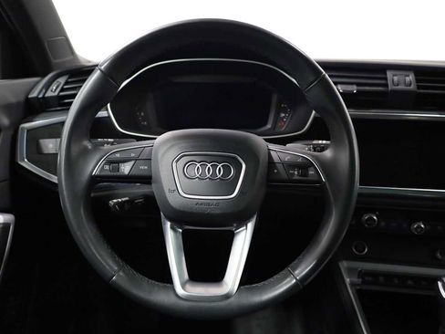 Used 2024 Audi Q3 2.0T Premium w/ Convenience Package image 23