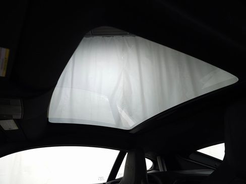 Used 2024 Jaguar F-TYPE R-Dynamic image 19