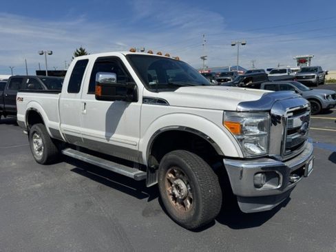 Used 2016 Ford F350 Lariat AWD/4WD image 1