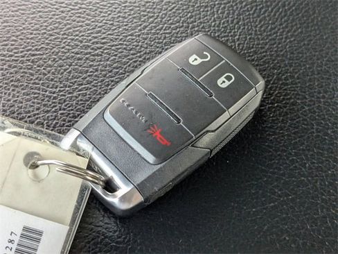 Used 2024 RAM 3500 Big Horn image 26