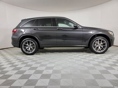 Certified 2022 Mercedes-Benz GLC 300 4MATIC image 2