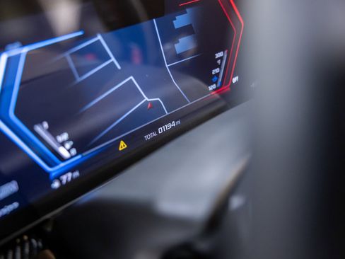 Used 2026 BMW X5 M Competition w/ Executive Package image 37