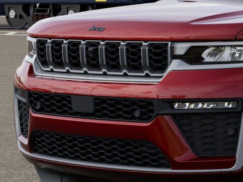 New 2026 Jeep Grand Cherokee L Limited image 11