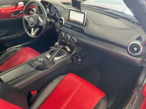 Used 2017 MAZDA MX-5 Miata RF Grand Touring w/ Appearance Package image 18