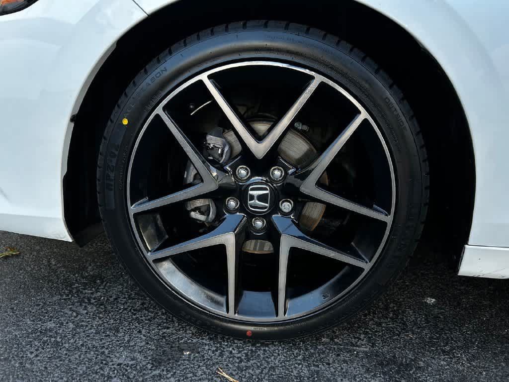 Used 2022 Honda Civic Sport Touring image 8
