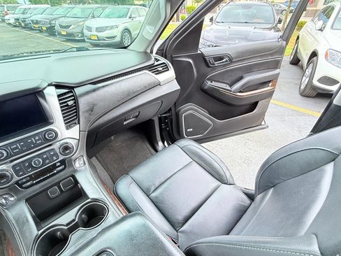 Used 2020 Chevrolet Tahoe LT AWD/4WD image 24
