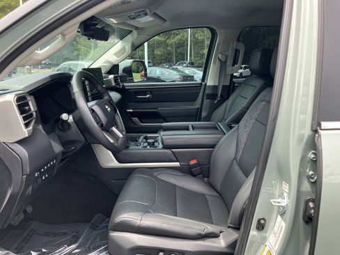 Used 2024 Toyota Tundra Limited AWD/4WD image 16