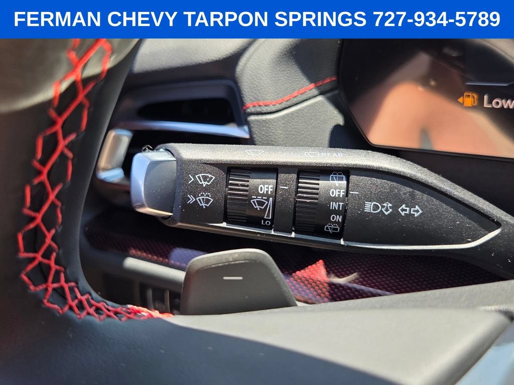 New 2026 Chevrolet Traverse RS w/ LPO, Floor Liner Package FWD image 33