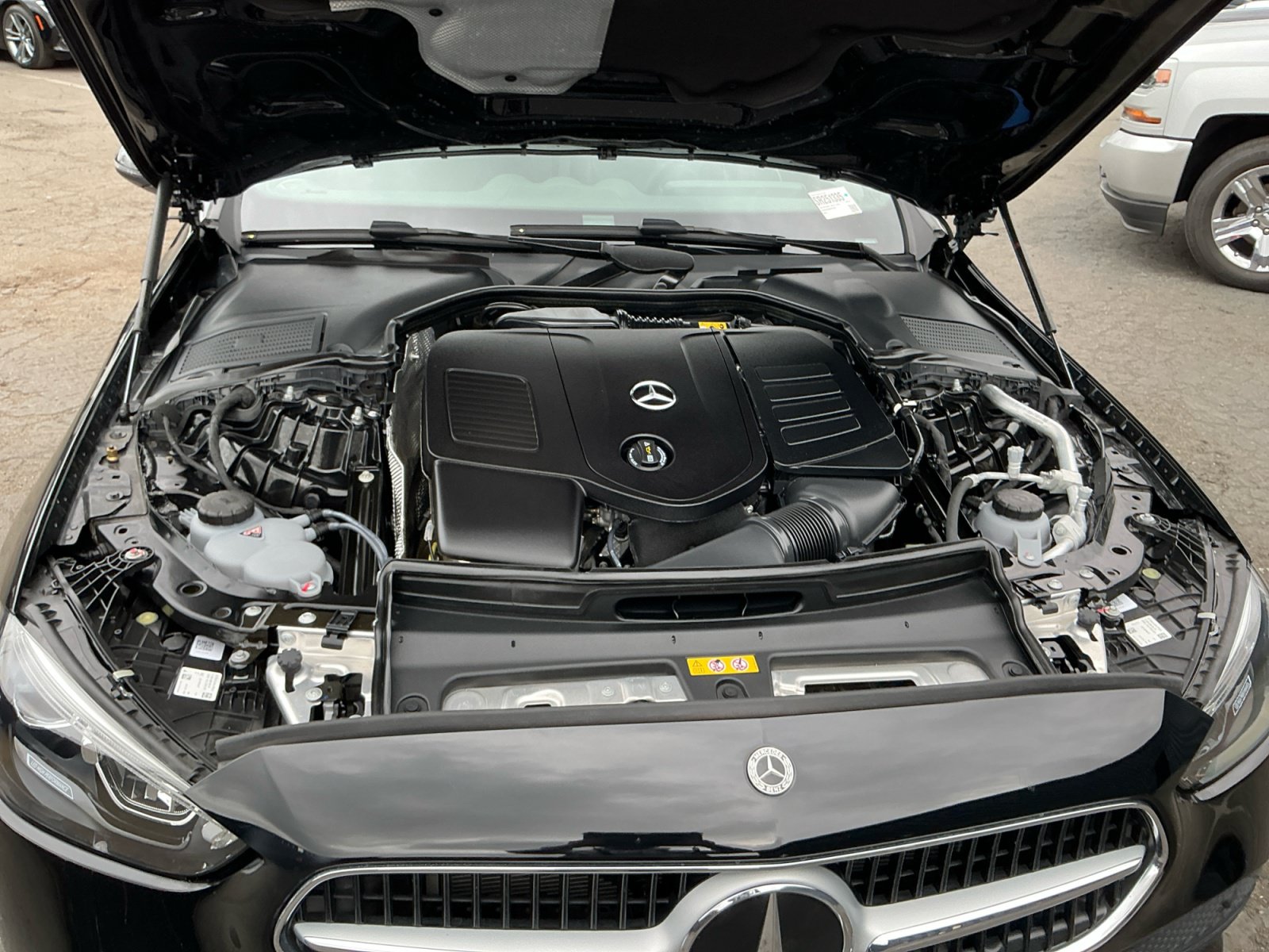 Used 2025 Mercedes-Benz C 300 Sedan image 22