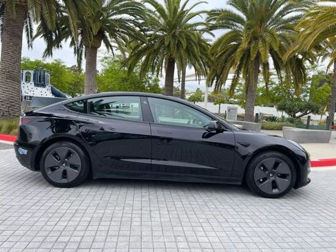 Used 2023 Tesla Model 3 Standard Range image 7