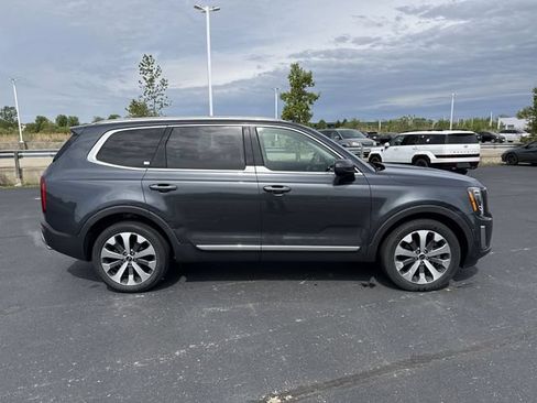 Used 2021 Kia Telluride S FWD image 9