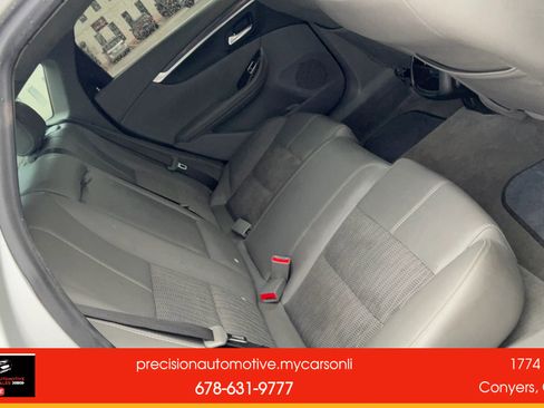 Used 2017 Chevrolet Impala LT image 15