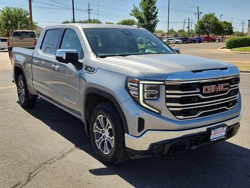 Used 2025 GMC Sierra 1500 SLT RWD image 6