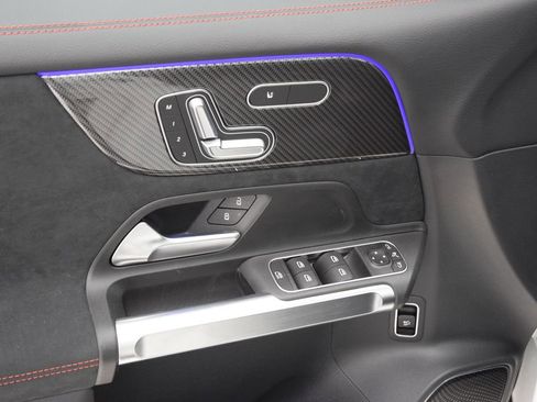 New 2026 Mercedes-Benz GLB 35 AMG 4MATIC image 22