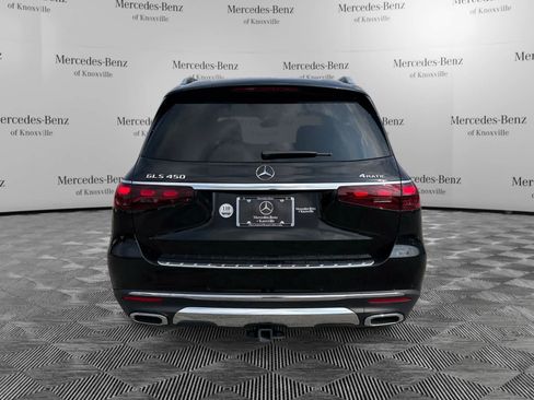 Certified 2025 Mercedes-Benz GLS 450 4MATIC image 4
