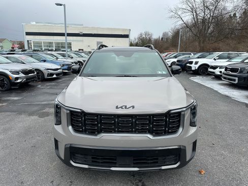 Used 2025 Kia Sorento SX Prestige w/ Olive Brown Leather Package image 2