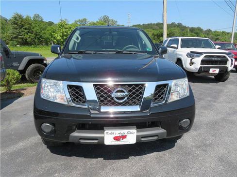 Used 2018 Nissan Frontier SV image 15