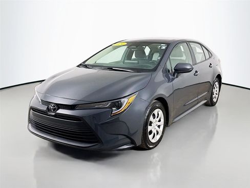 Used 2024 Toyota Corolla LE FWD image 4