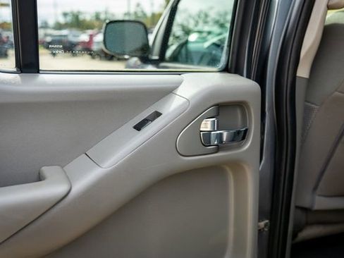 Used 2019 Nissan Frontier SV w/ Value Truck Package image 27