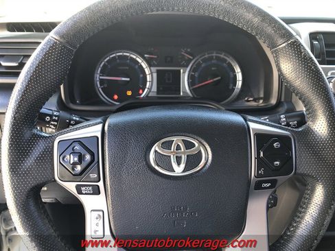 Used 2017 Toyota 4Runner Limited AWD/4WD image 13