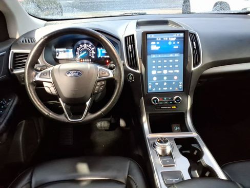 Used 2024 Ford Edge SEL AWD/4WD image 13