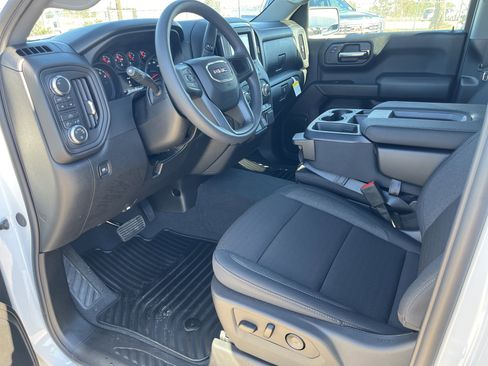 New 2026 GMC Sierra 1500 Pro image 8