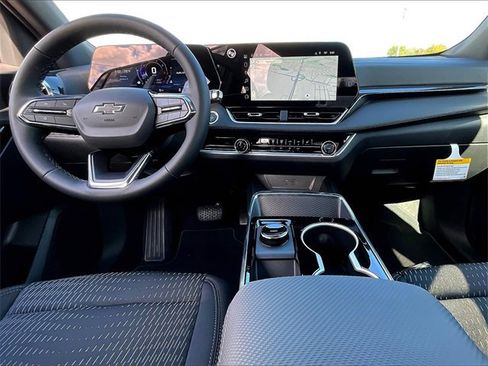 New 2026 Chevrolet Equinox LT w/ Midnight Edition image 10