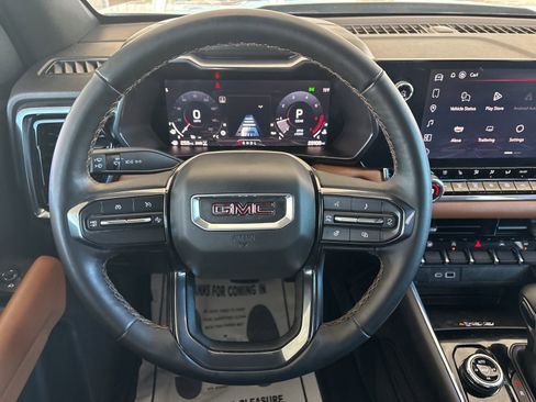 Certified 2025 GMC Canyon AT4 w/ AT4 Premium Package image 24