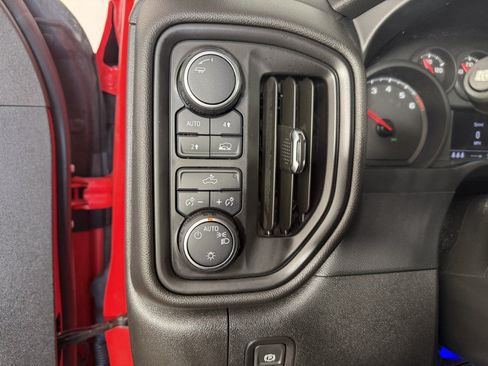 Used 2024 Chevrolet Silverado 1500 Custom w/ LPO, Dark Essentials Package AWD/4WD image 19