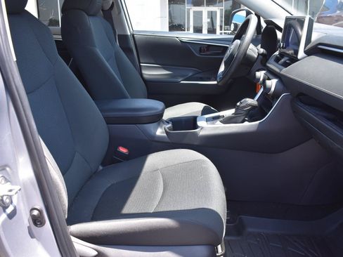 Used 2024 Toyota RAV4 LE AWD/4WD image 14