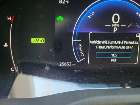 Used 2025 Toyota Camry LE w/ Convenience Package image 25